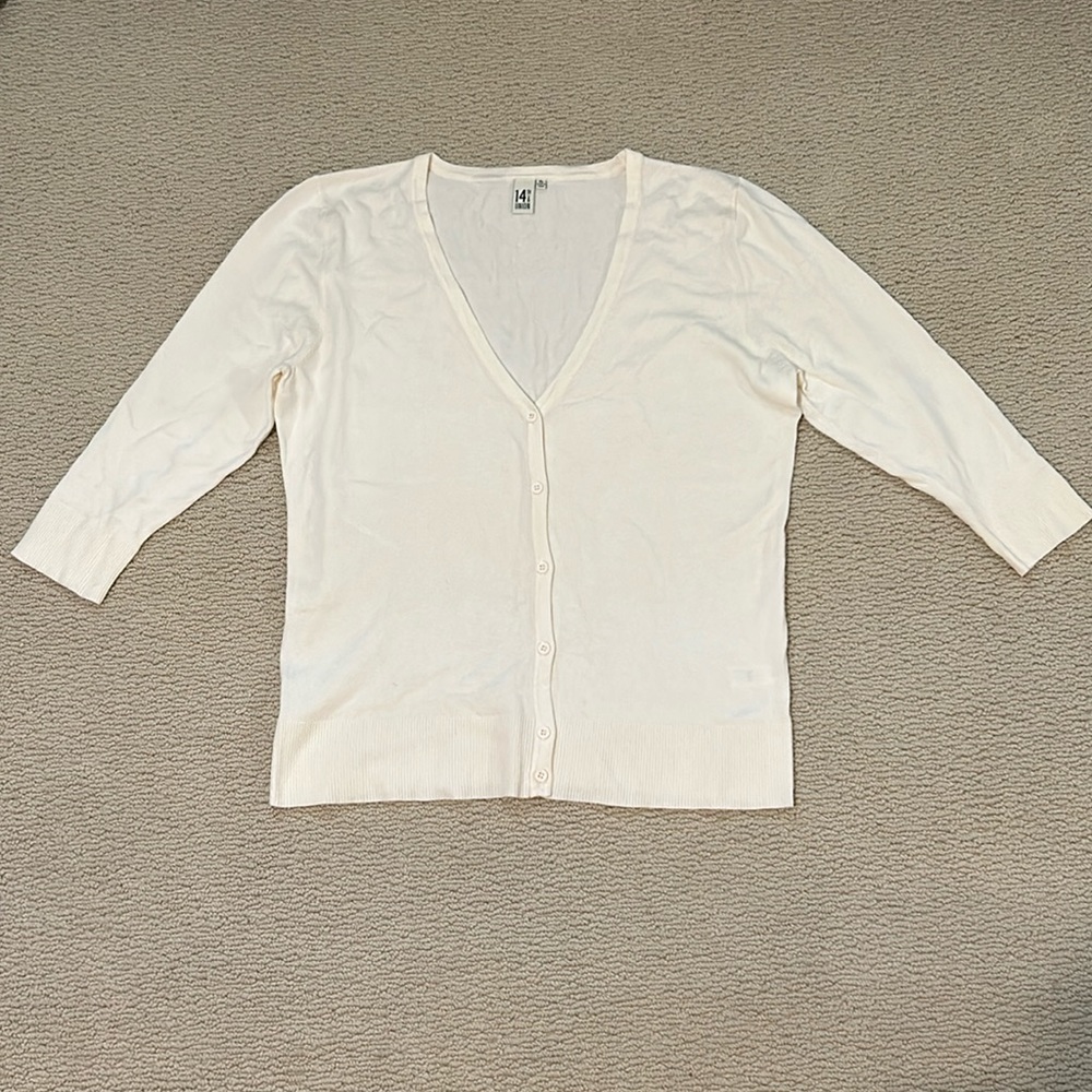 Cream cardigan XL